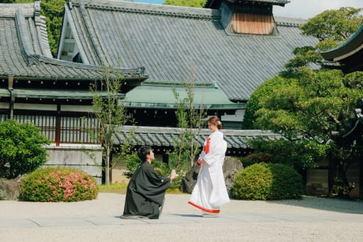 そして、撮影の締めくくりには、新郎様から新婦様へのプロポーズシーンを撮影。