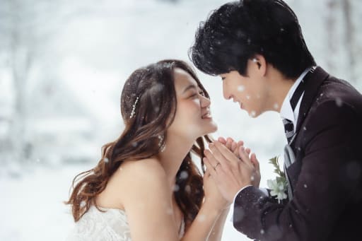 雪が降り続く中での撮影でしたが、