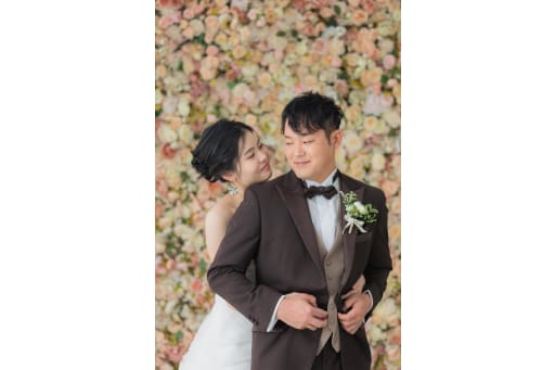 お花に囲まれた背景で