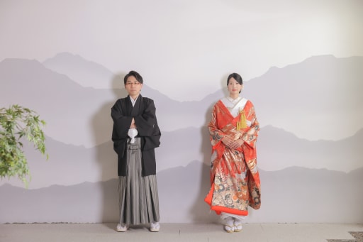 山並みの背景と