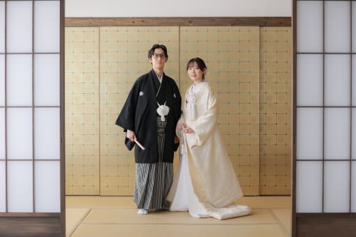 豪華な金襖をバックに✨