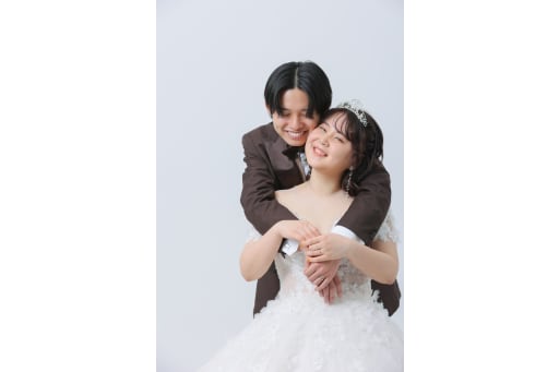 シンプルな背景ならではの