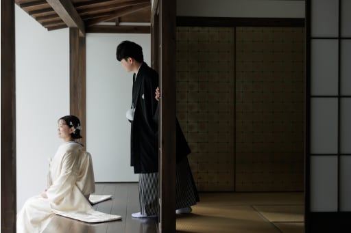 新婦さんの元へ
