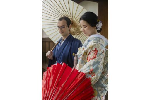 寄り添う横顔に、想いを込めて