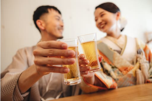 新婦さんも席について乾杯！！