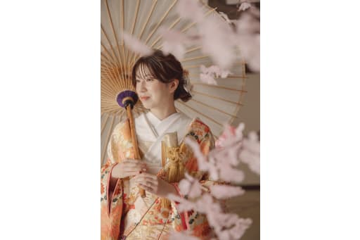 お次は和装姿で新婦様のソロショット