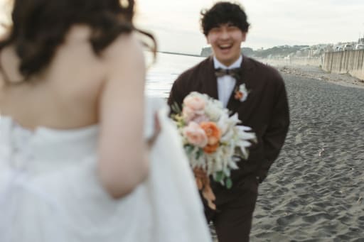 撮影中は終始、素敵な笑顔が絶えず、明るく楽しい時間を一緒に過ごすことができました。