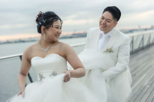 最後はドレスを持って