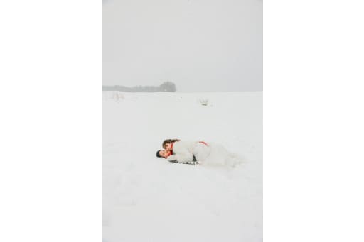 雪の中のぬくもり