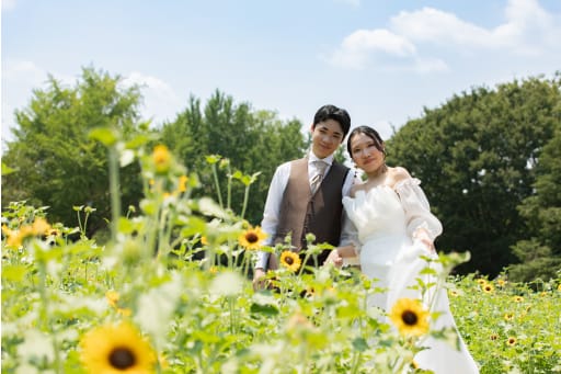 ひまわりと一緒に！！夏を感じる素敵な1枚！！