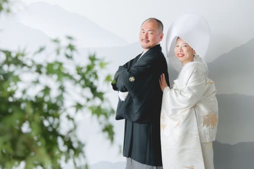 輝く指輪と共に
