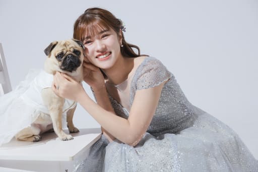大好きな愛犬とぎゅっと密着