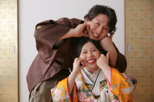 おふたりのポーズも取り入れて！