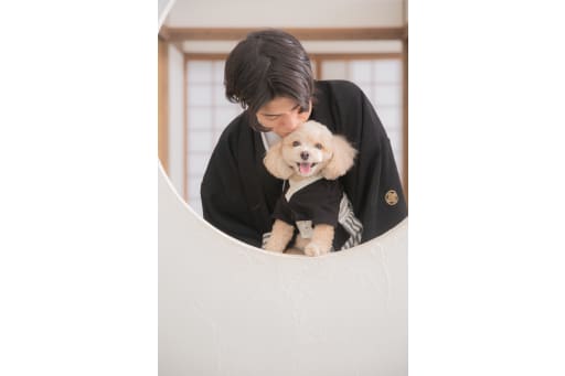 新郎さんとワンちゃんの２ショット！