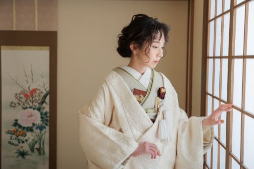 窓辺で