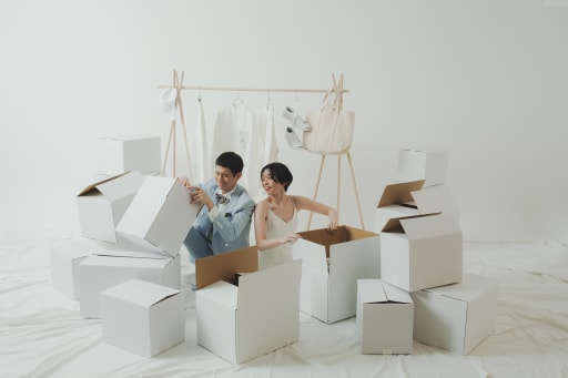 楽しそうに引越し作業かな