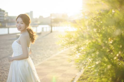 キレイな西日でドレスソロを