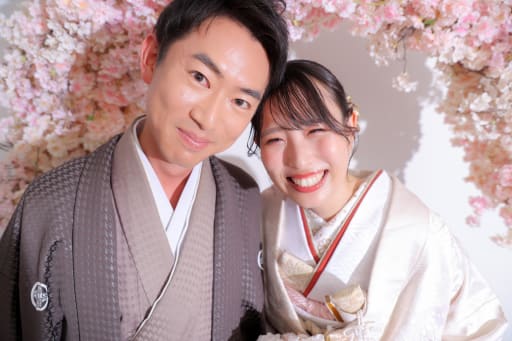 桜のアーチの前♡