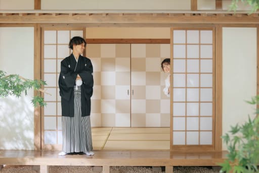 ひょこ
