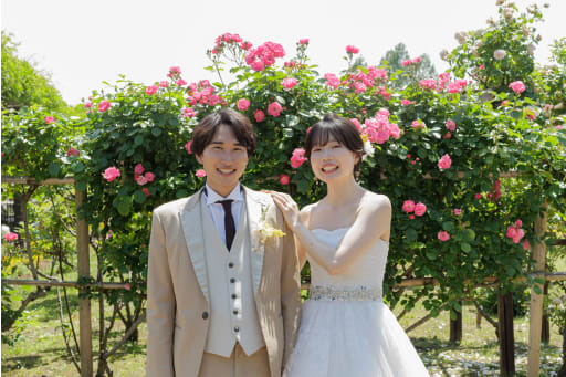 ピンクのお花も似合うおふたり！