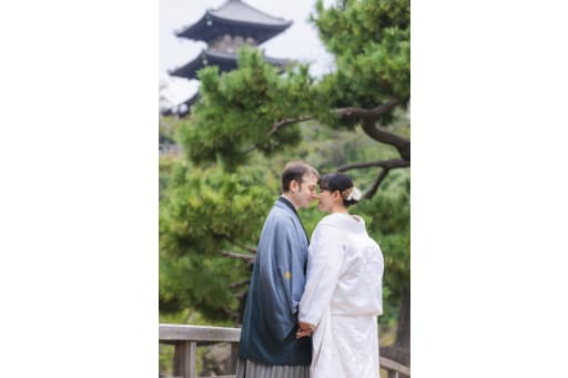 	 締めは三塔をバックに