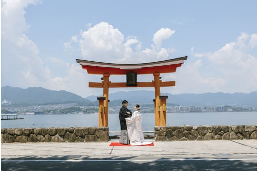 宮島、ふたりのはじまり