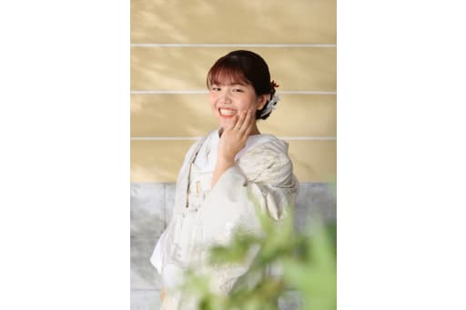 新婦様のかわいらしい笑顔