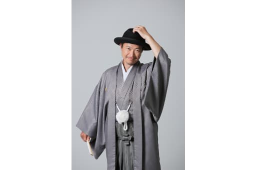 ハットをかぶって