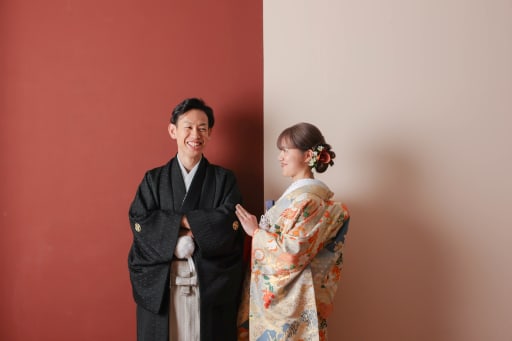 バイカラーの壁