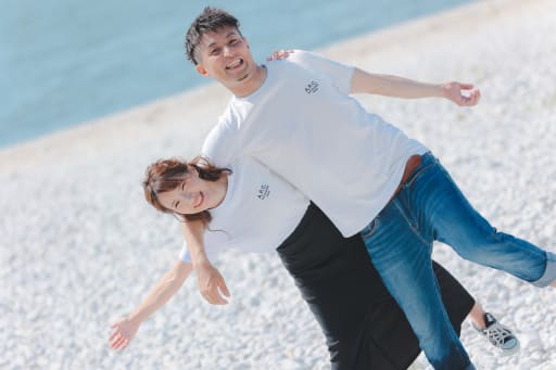 お揃いのTシャツで  