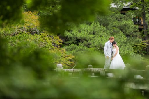 洋装にお着替えいただき円山公園へ