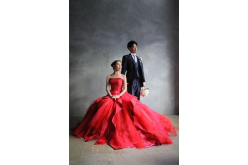 赤ドレスに、、