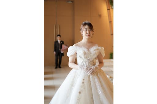 ファーストミートを撮るていで花束を持ってスタンバイ♡