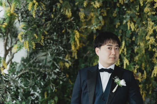 シックなタキシードで魅せる凛とした姿