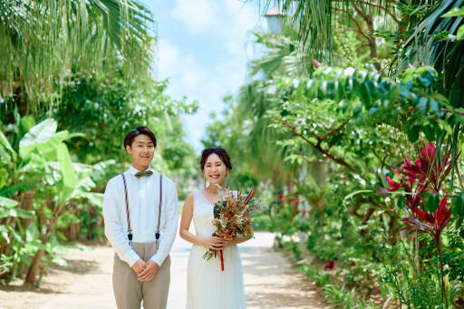 それぞれが離れて結婚生活を過ごす。