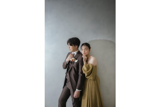 グレー背景はカッコよく！