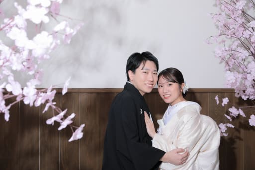 桜に囲まれながら