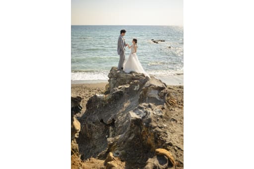 岩場から水平線まで