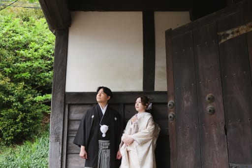 凛とした表情も