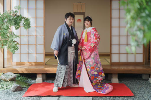 お着物を整えて立ち姿！