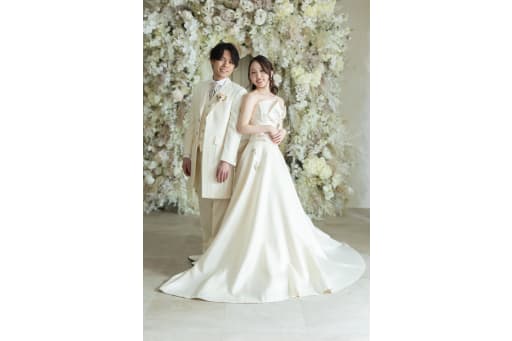 背中合わせ