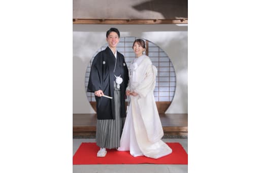 正式な立ち姿