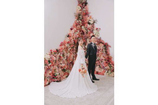 ドレスもスタジオで