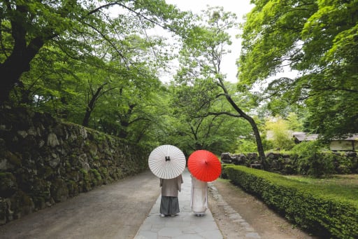 白と赤の番傘もご用意しております♪