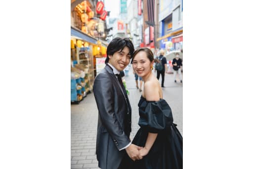 手を取って