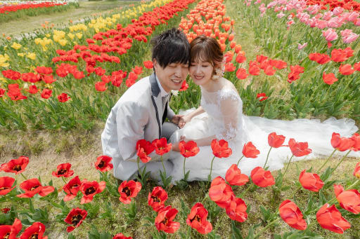 チューリップ畑で。