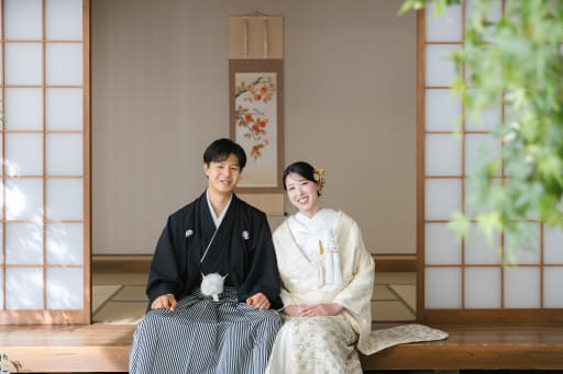 縁側に座って