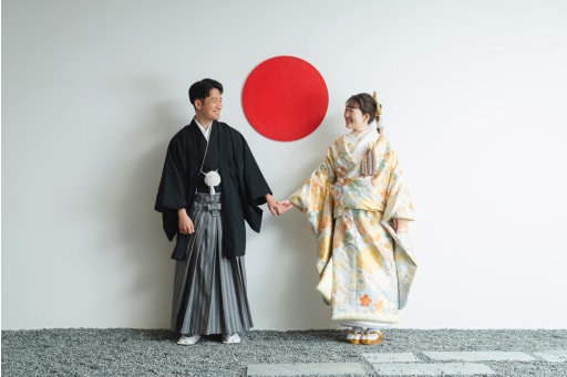 日の丸背景で
