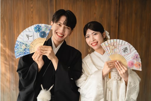 お持ち込みの扇子で。