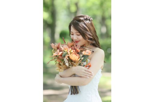 新婦様ソロショット（洋装）